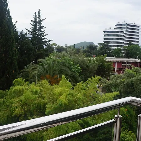 Lora Cetinjska Apartament *