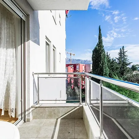 Lora Cetinjska Budva