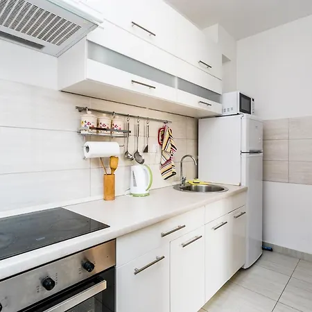 Apartment Lora Cetinjska Budva